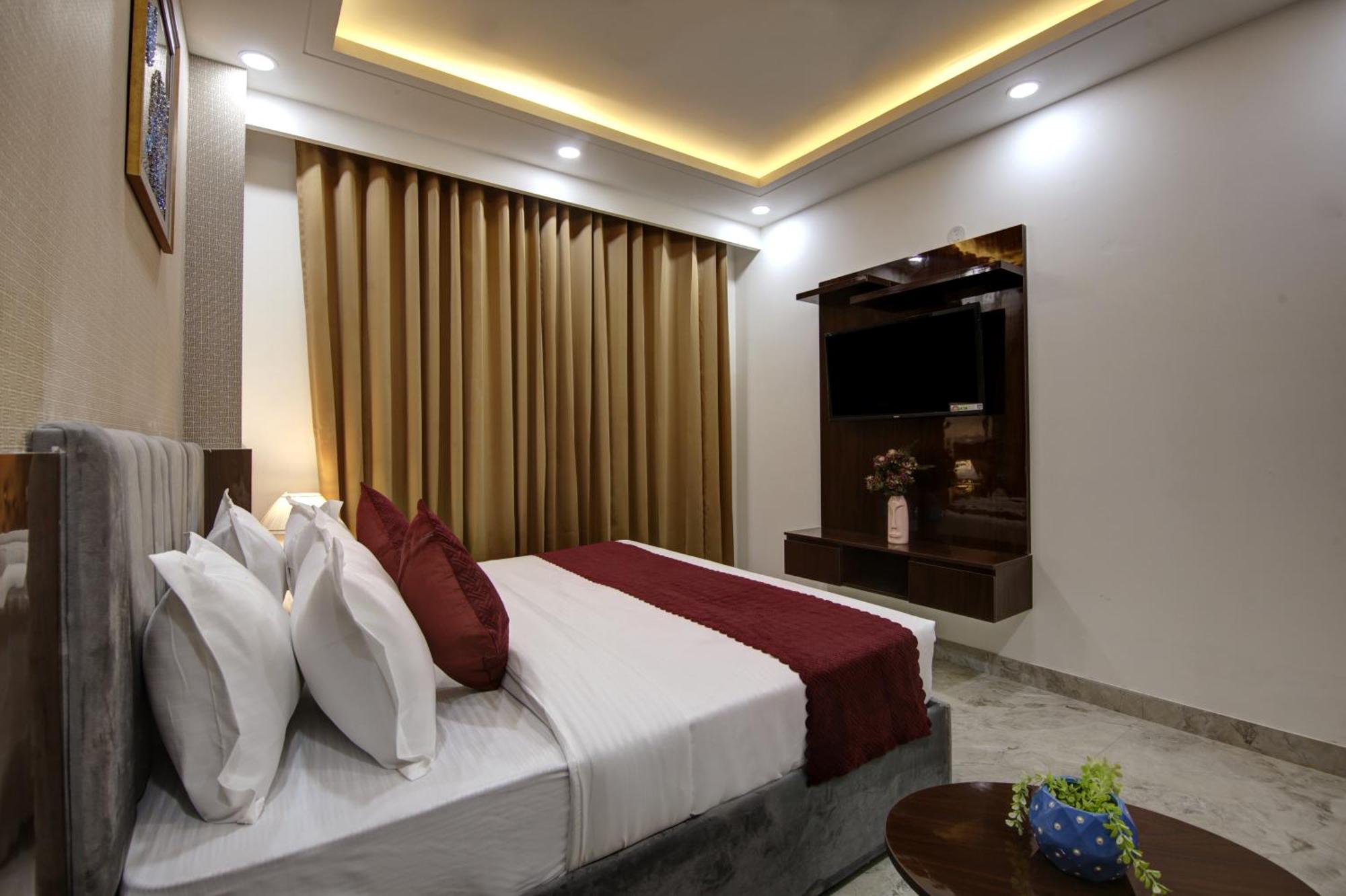 Limewood Stay - Millennium Huda City Center Gurgáon Kültér fotó