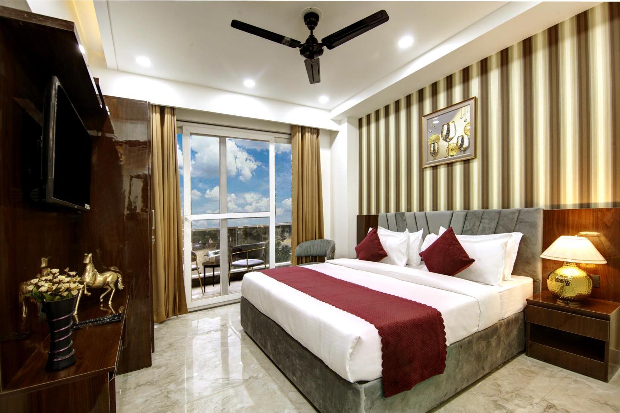 Limewood Stay - Millennium Huda City Center Gurgáon Kültér fotó