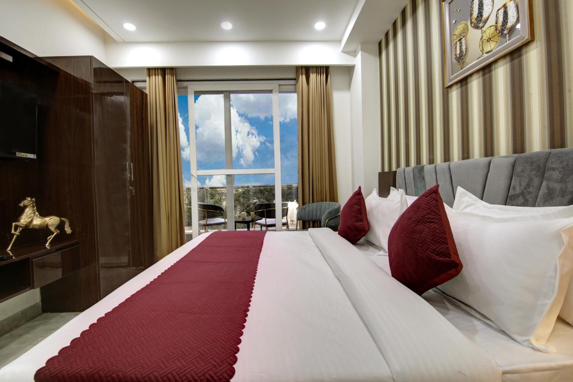Limewood Stay - Millennium Huda City Center Gurgáon Kültér fotó